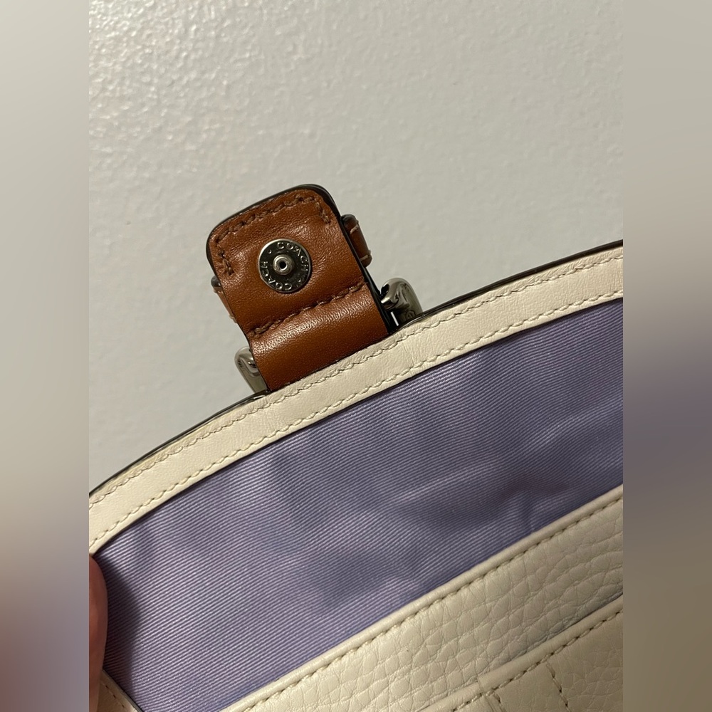 Coach Cream and Brown Leather Wristlet - Picture 3 of 9